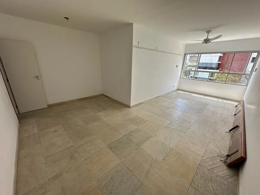 Foto 1 de Apartamento com 3 Quartos à venda, 130m² em Barro Vermelho, Vitória