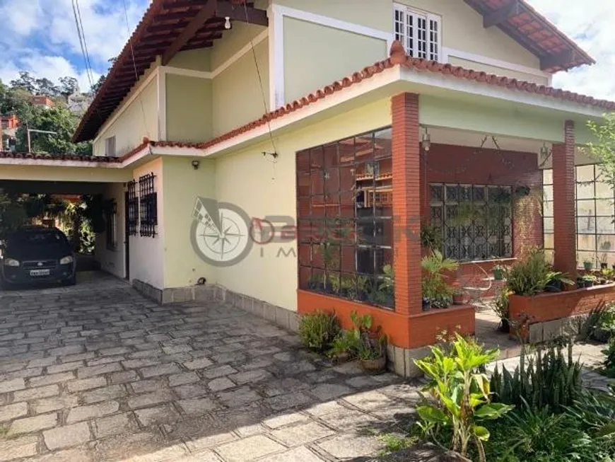 Foto 1 de Casa com 4 Quartos à venda, 120m² em Tijuca, Teresópolis