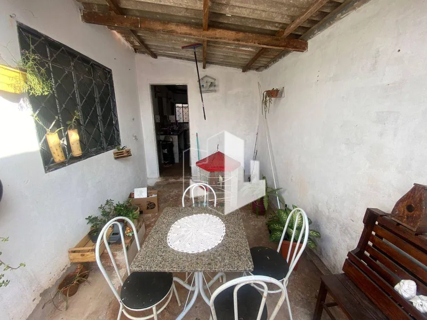 Foto 1 de Casa com 2 Quartos para alugar, 130m² em Jardim Orlando Chesini Ometto II , Jaú