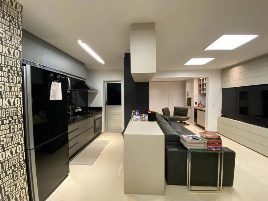 Foto 1 de Apartamento com 3 Quartos à venda, 94m² em Gleba Palhano, Londrina