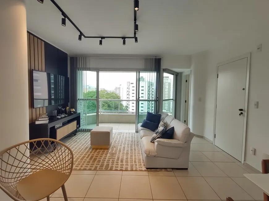 Foto 1 de Apartamento com 3 Quartos à venda, 120m² em Jardim Astúrias, Guarujá