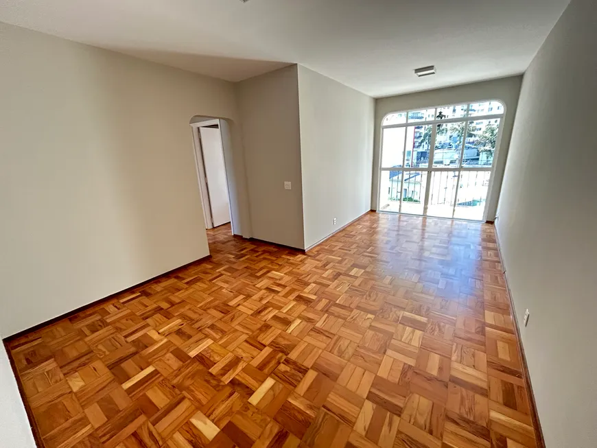 Foto 1 de Apartamento com 3 Quartos para alugar, 78m² em Paraíso, São Paulo