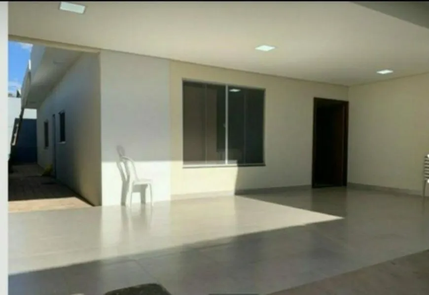 Foto 1 de Casa com 2 Quartos à venda, 200m² em Nova Colina, Brasília