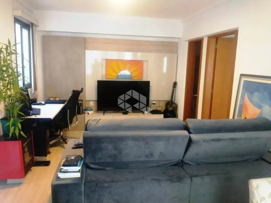 Foto 1 de Apartamento com 1 Quarto à venda, 50m² em São João, Porto Alegre