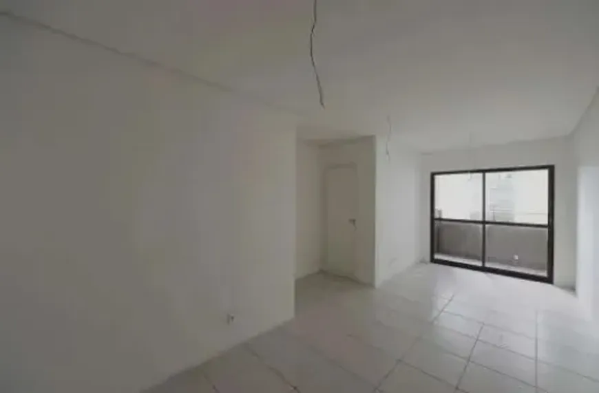 Foto 1 de Apartamento com 2 Quartos à venda, 58m² em Encruzilhada, Recife