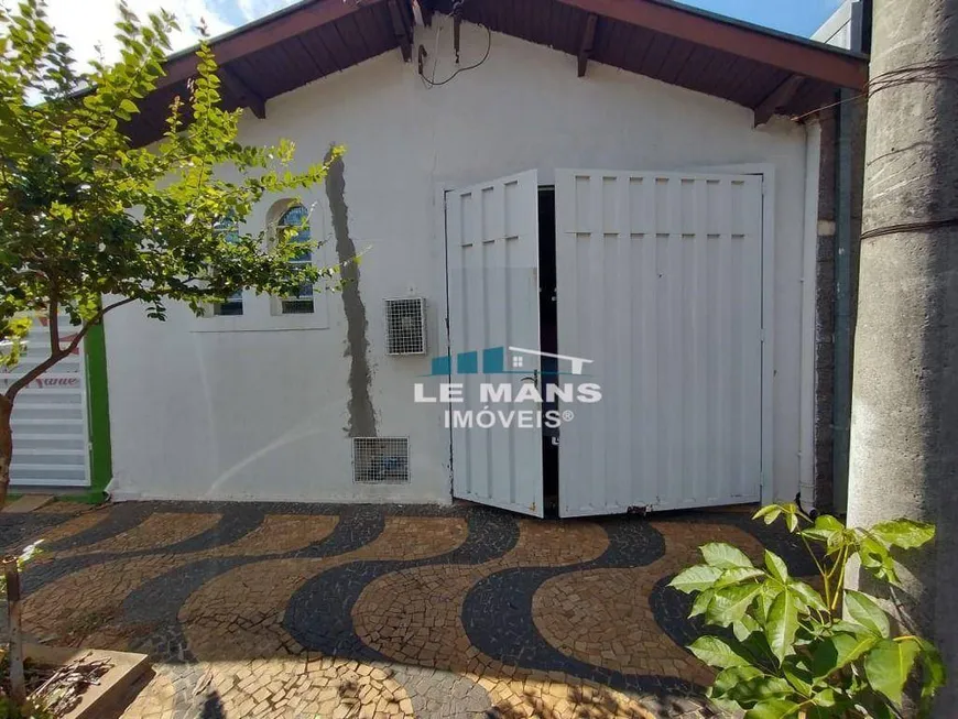 Foto 1 de Casa com 2 Quartos à venda, 69m² em Vila Independência, Piracicaba
