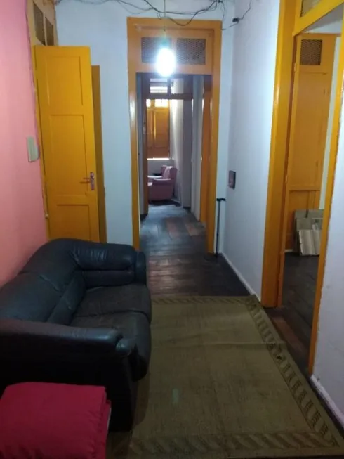 Foto 1 de Casa com 4 Quartos para alugar, 160m² em Dois de Julho, Salvador