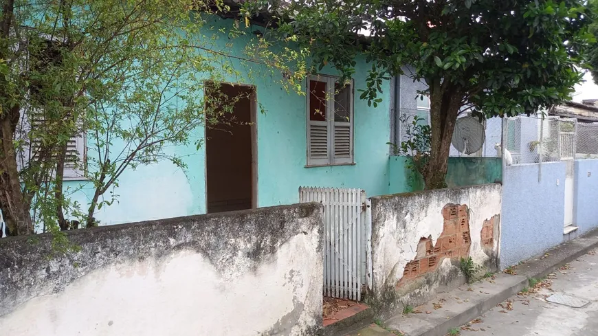 Foto 1 de Casa de Condomínio com 2 Quartos para alugar, 55m² em Taquara, Rio de Janeiro