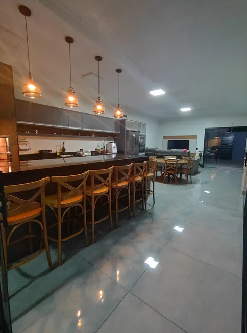 Foto 1 de Casa com 1 Quarto à venda, 140m² em Centro, Paiçandu