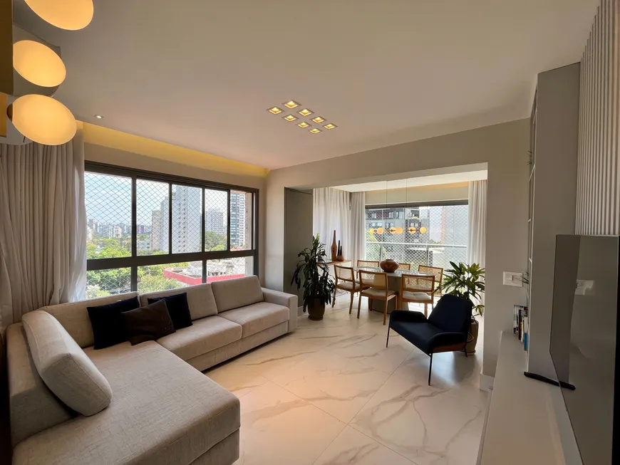 Foto 1 de Apartamento com 2 Quartos à venda, 70m² em Jardim América, São Paulo