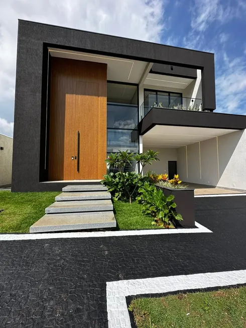 Foto 1 de Casa de Condomínio com 4 Quartos à venda, 310m² em Bairro Boa Vista, Anápolis