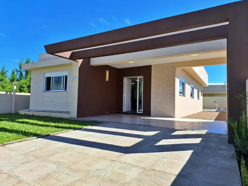 Foto 1 de Casa com 4 Quartos à venda, 200m² em Balneário Bella Torres, Passo de Torres