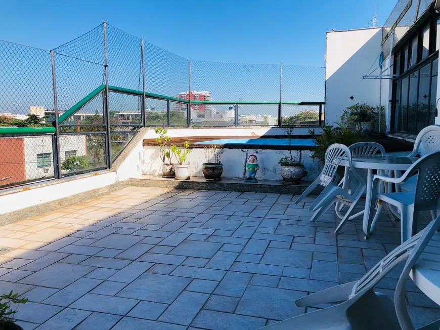 Foto 1 de Cobertura com 4 Quartos para venda ou aluguel, 330m² em Jardim Oceanico, Rio de Janeiro