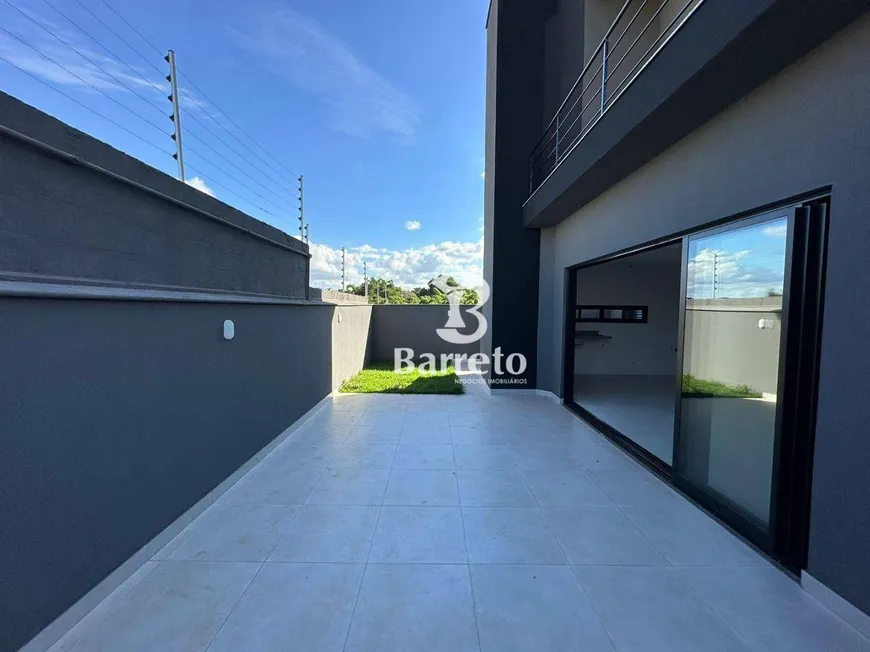 Foto 1 de Casa de Condomínio com 3 Quartos para alugar, 250m² em Conjunto Habitacional Alexandre Urbanas, Londrina