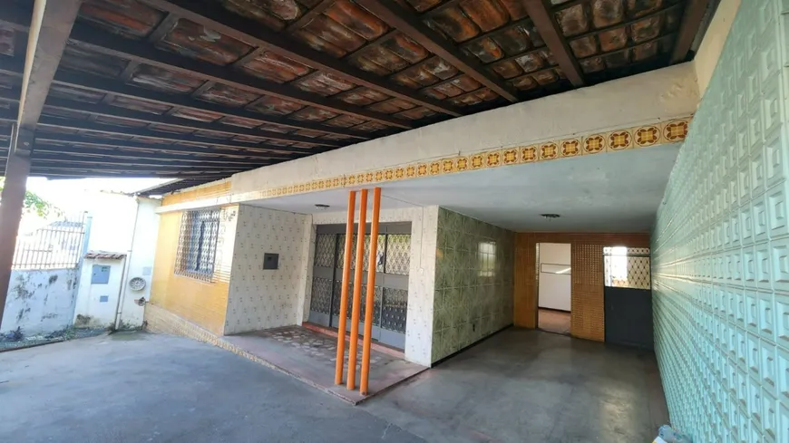Foto 1 de Casa com 3 Quartos à venda, 199m² em Glória, Belo Horizonte