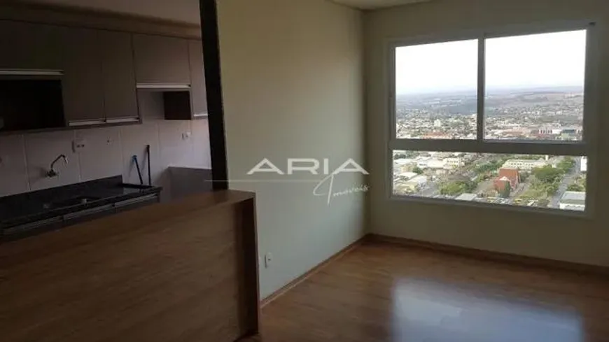 Foto 1 de Apartamento com 1 Quarto à venda, 57m² em Centro, Londrina