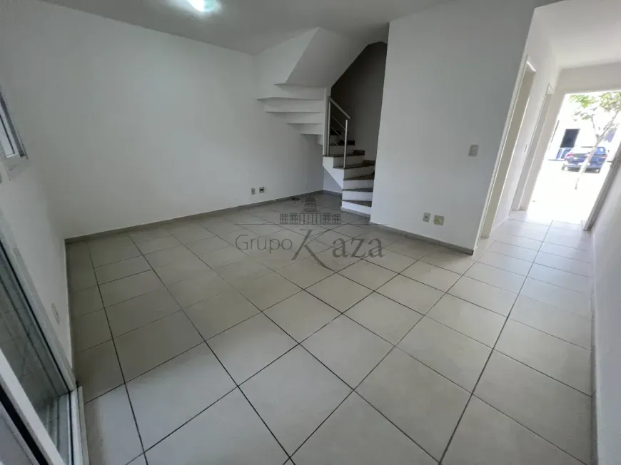 Foto 1 de Casa de Condomínio com 3 Quartos à venda, 92m² em Jardim Santa Maria, Jacareí