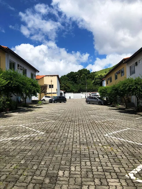 Foto 1 de Casa de Condomínio com 2 Quartos à venda, 66m² em Praça Seca, Rio de Janeiro
