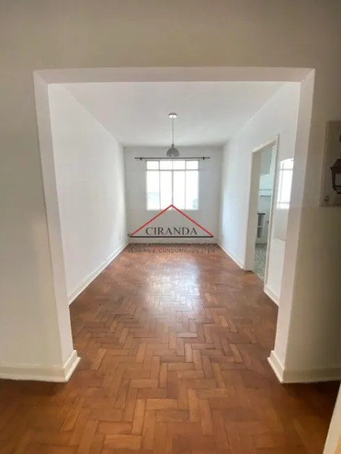 Foto 1 de Apartamento com 1 Quarto à venda, 52m² em Cerqueira César, São Paulo