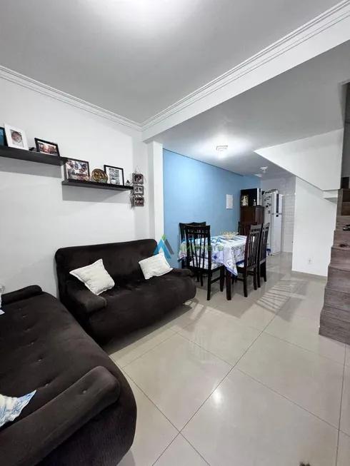 Foto 1 de Casa de Condomínio com 2 Quartos para venda ou aluguel, 58m² em Água Chata, Guarulhos
