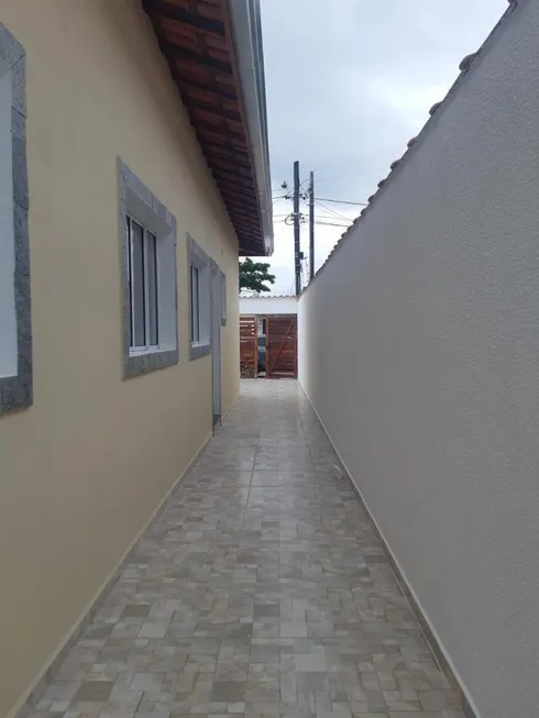 Foto 1 de Casa com 2 Quartos à venda, 80m² em Belas Artes, Itanhaém