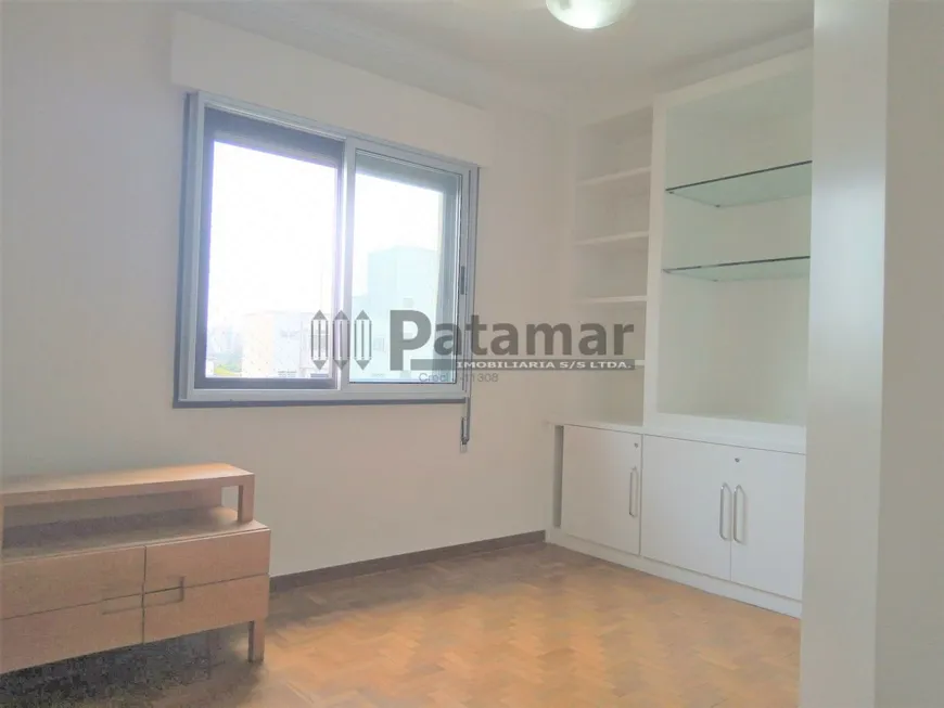 Foto 1 de Apartamento com 3 Quartos à venda, 180m² em Itaim Bibi, São Paulo