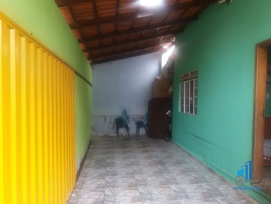 Foto 1 de Casa com 3 Quartos à venda, 120m² em Minascaixa, Belo Horizonte