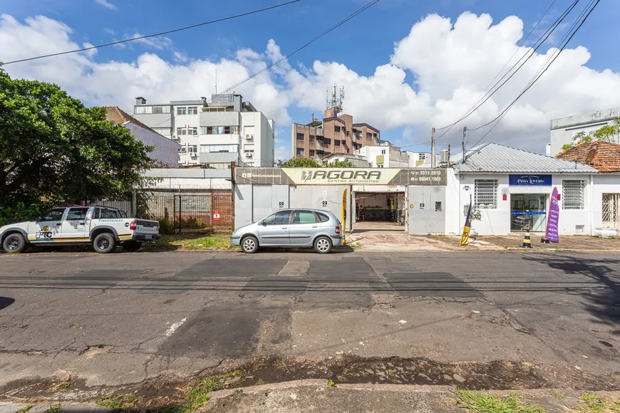 Foto 1 de Lote/Terreno à venda, 584m² em Azenha, Porto Alegre