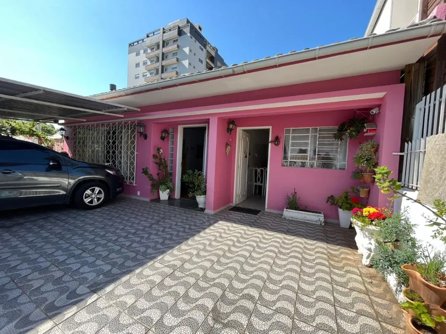 Foto 1 de Casa com 5 Quartos à venda, 158m² em Canto, Florianópolis