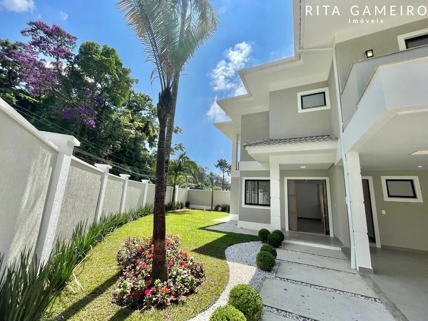 Foto 1 de Casa de Condomínio com 3 Quartos à venda, 270m² em Carlos Guinle, Teresópolis