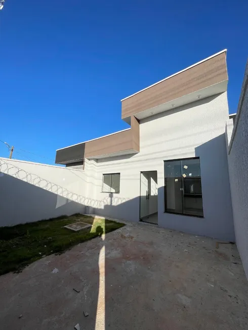 Foto 1 de Casa com 2 Quartos à venda, 53m² em Residencial Santa Fe I, Goiânia