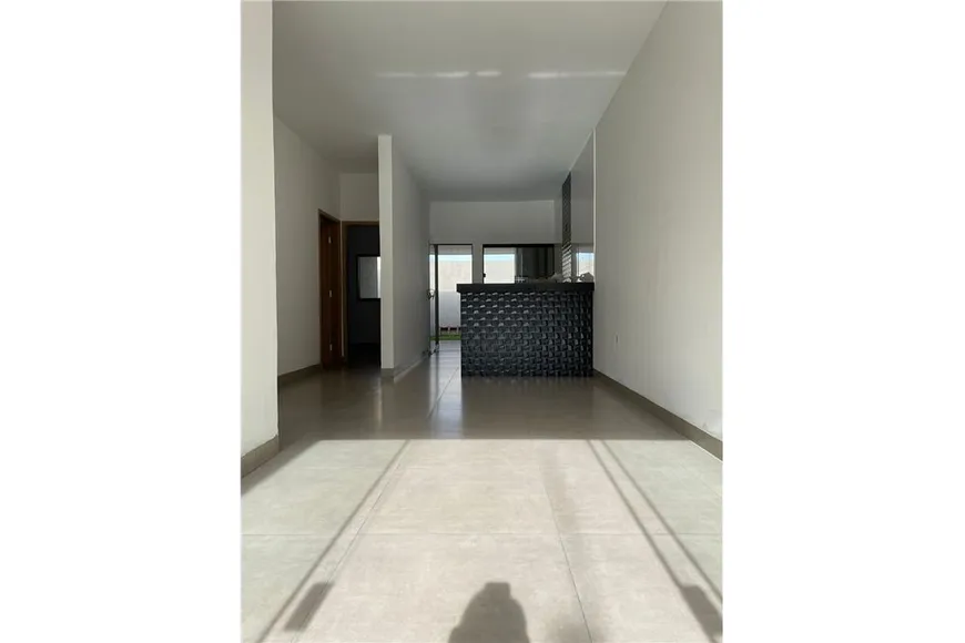 Foto 1 de Casa com 3 Quartos à venda, 95m² em Santa Mônica, Uberlândia