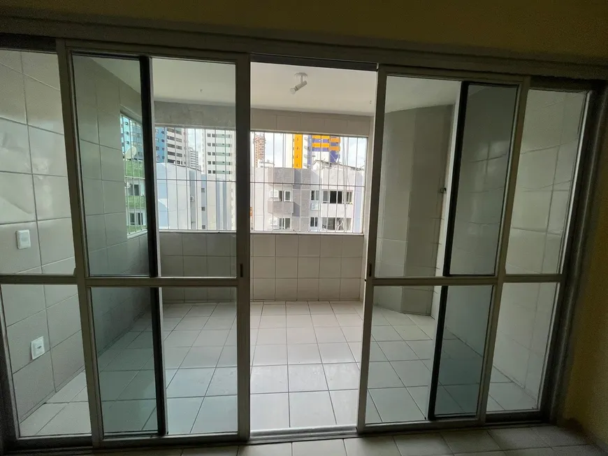 Foto 1 de Apartamento com 3 Quartos para alugar, 140m² em Boa Viagem, Recife