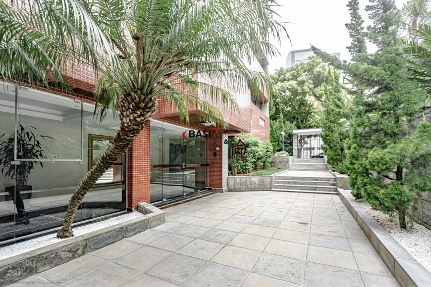 Foto 1 de Apartamento com 3 Quartos à venda, 176m² em Batel, Curitiba