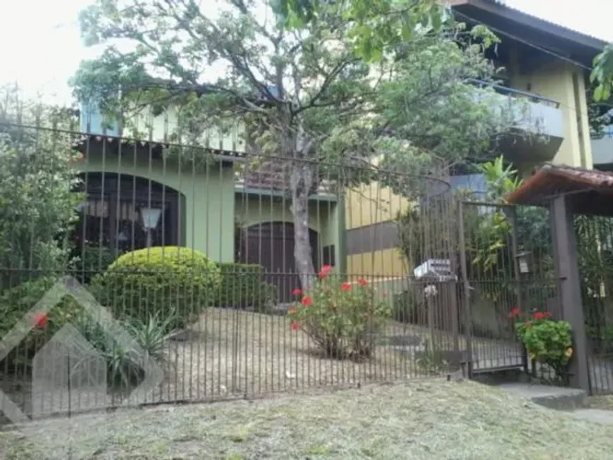 Foto 1 de Casa com 4 Quartos à venda, 300m² em Cristal, Porto Alegre