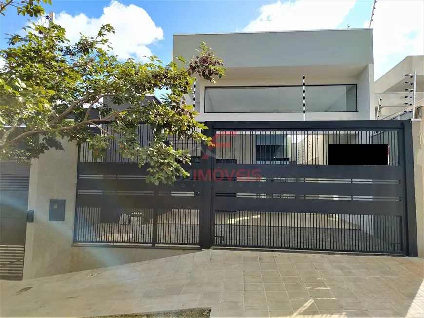 Foto 1 de Casa com 3 Quartos à venda, 138m² em Jardim Espanha, Maringá