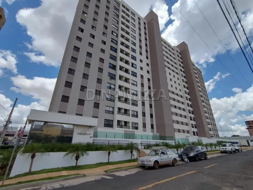 Foto 1 de Apartamento com 2 Quartos para alugar, 55m² em Santa Maria, Uberaba