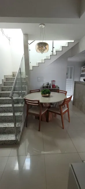 Foto 1 de Casa com 3 Quartos à venda, 114m² em Pereira Lobo, Aracaju