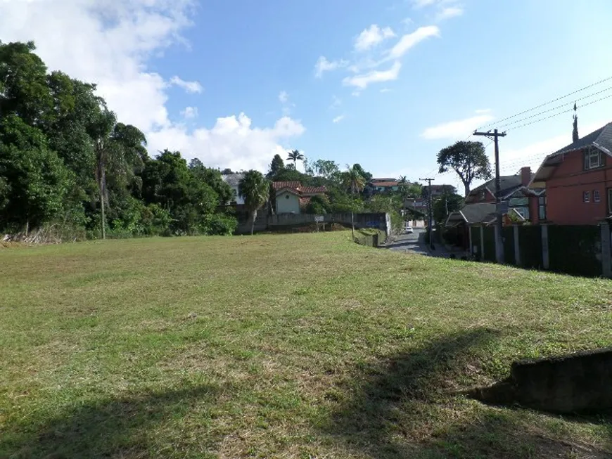 Foto 1 de Lote/Terreno à venda, 2816m² em Iúcas, Teresópolis