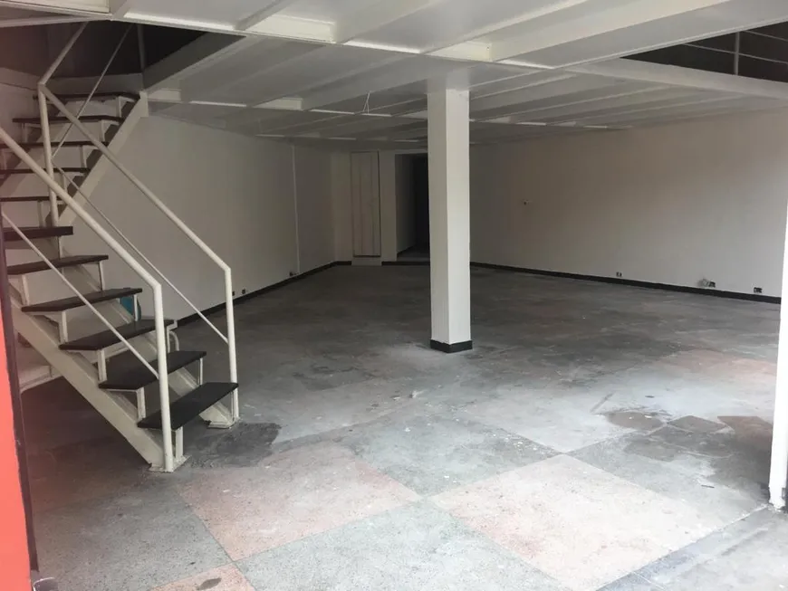 Foto 1 de Ponto Comercial para alugar, 140m² em Barro Preto, Belo Horizonte