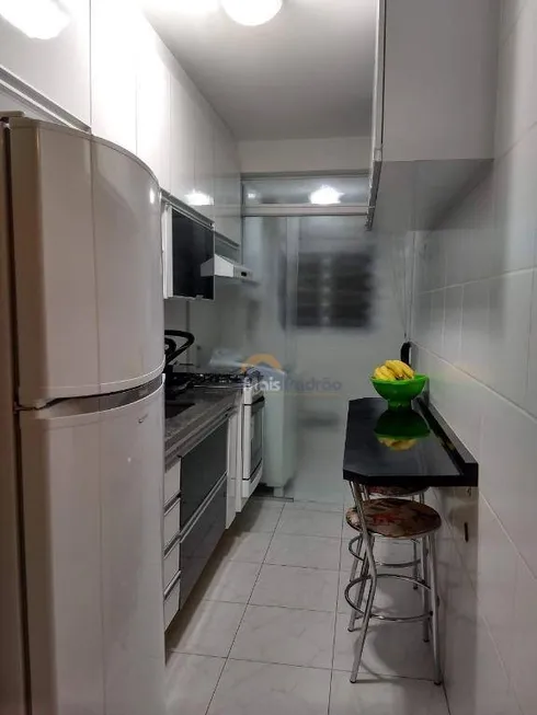 Foto 1 de Apartamento com 2 Quartos à venda, 57m² em Parque Taboão, Taboão da Serra