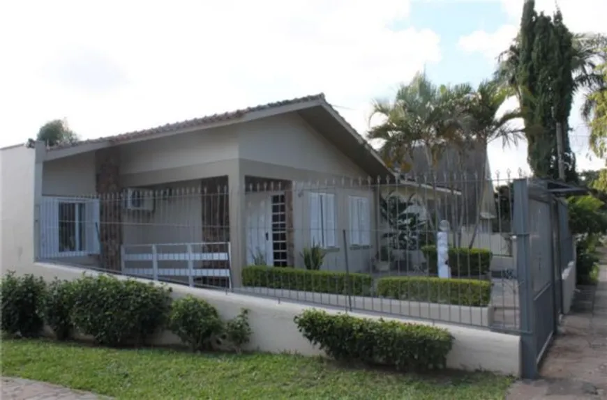 Foto 1 de Casa com 4 Quartos à venda, 199m² em Ipanema, Porto Alegre