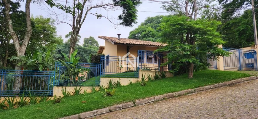 Foto 1 de Casa de Condomínio com 3 Quartos à venda, 274m² em Granja Viana, Cotia