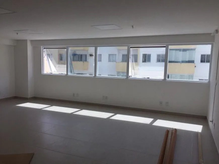 Foto 1 de Sala Comercial à venda, 69m² em Centro, Lauro de Freitas