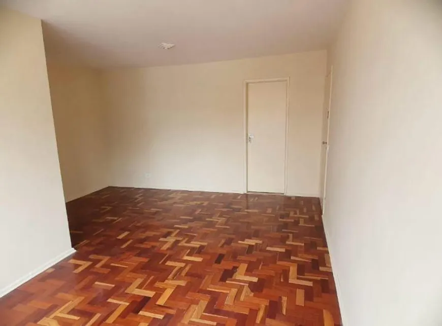 Foto 1 de Apartamento com 3 Quartos para alugar, 90m² em Liberdade, São Paulo