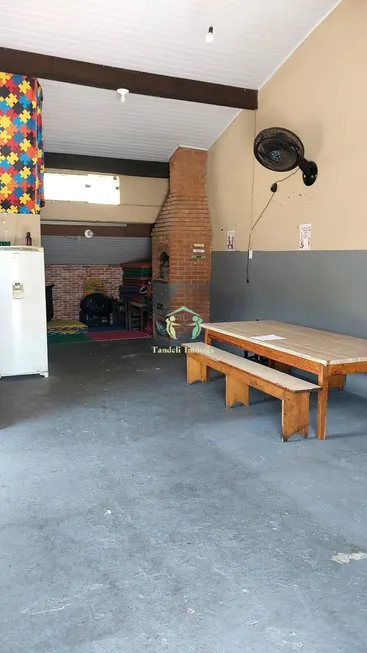 Foto 1 de Sobrado com 3 Quartos à venda, 131m² em Jardim Marek, Santo André