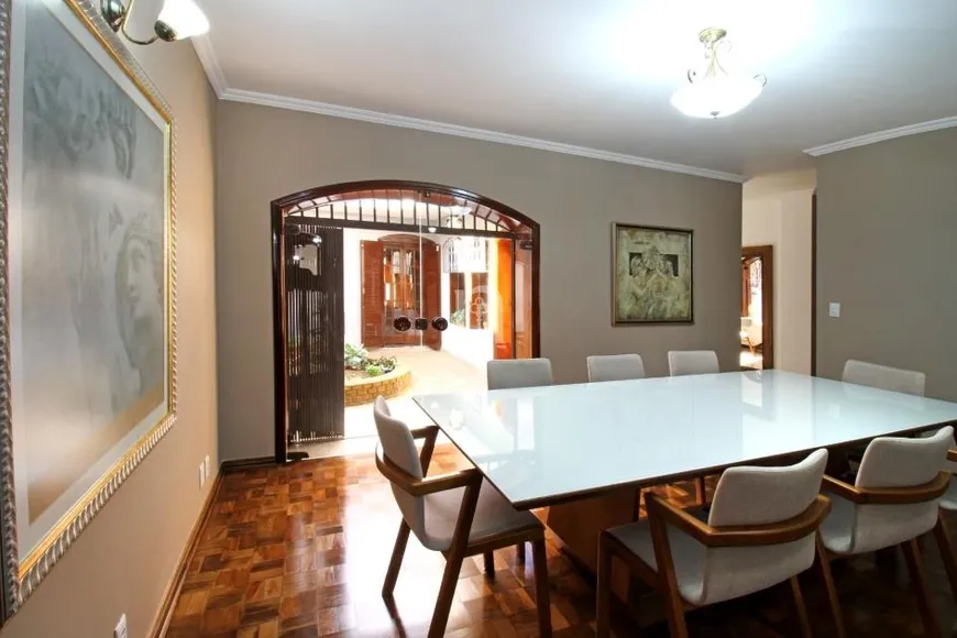 Foto 1 de Casa com 6 Quartos à venda, 457m² em Planalto Paulista, São Paulo