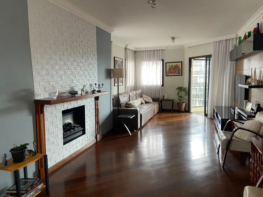 Foto 1 de Apartamento com 4 Quartos à venda, 201m² em Indianópolis, São Paulo