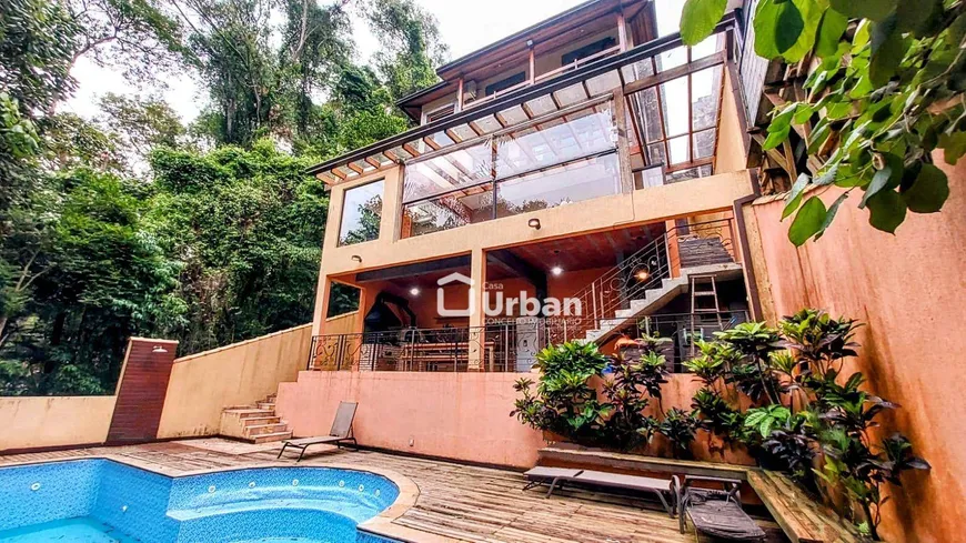 Foto 1 de Casa de Condomínio com 4 Quartos à venda, 400m² em Chacara Recanto Verde, Cotia