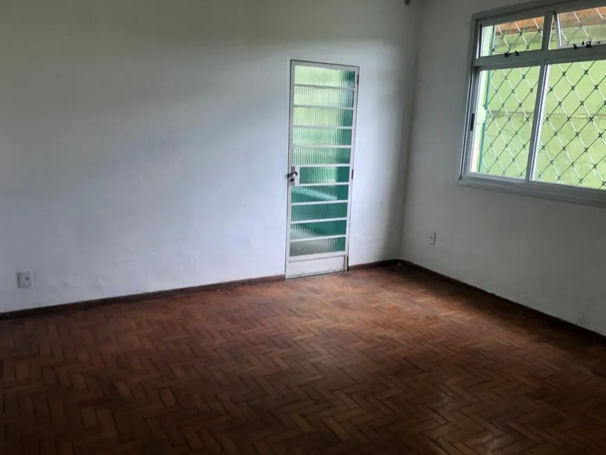 Foto 1 de Casa com 3 Quartos à venda, 424m² em Jardim América, Belo Horizonte